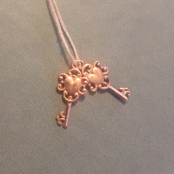 Friendship key charms. - Picture 3 of 8